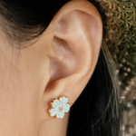 Load image into Gallery viewer, Little Oh - Stud Earrings (White Sakura)
