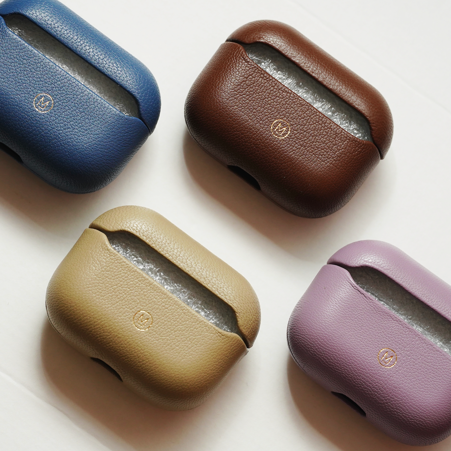 Macarooon - AirPods Leather Case