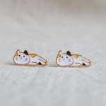 Load image into Gallery viewer, Little Oh - Stud Earrings (Lazy Cat)
